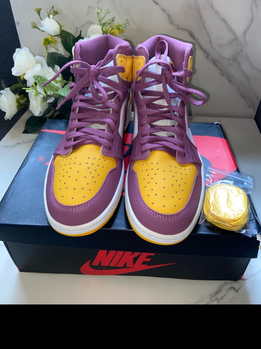 Nike AIR JORDAN 1 RETRO High OG 555088 706 Sneakers in Purple and Yellow